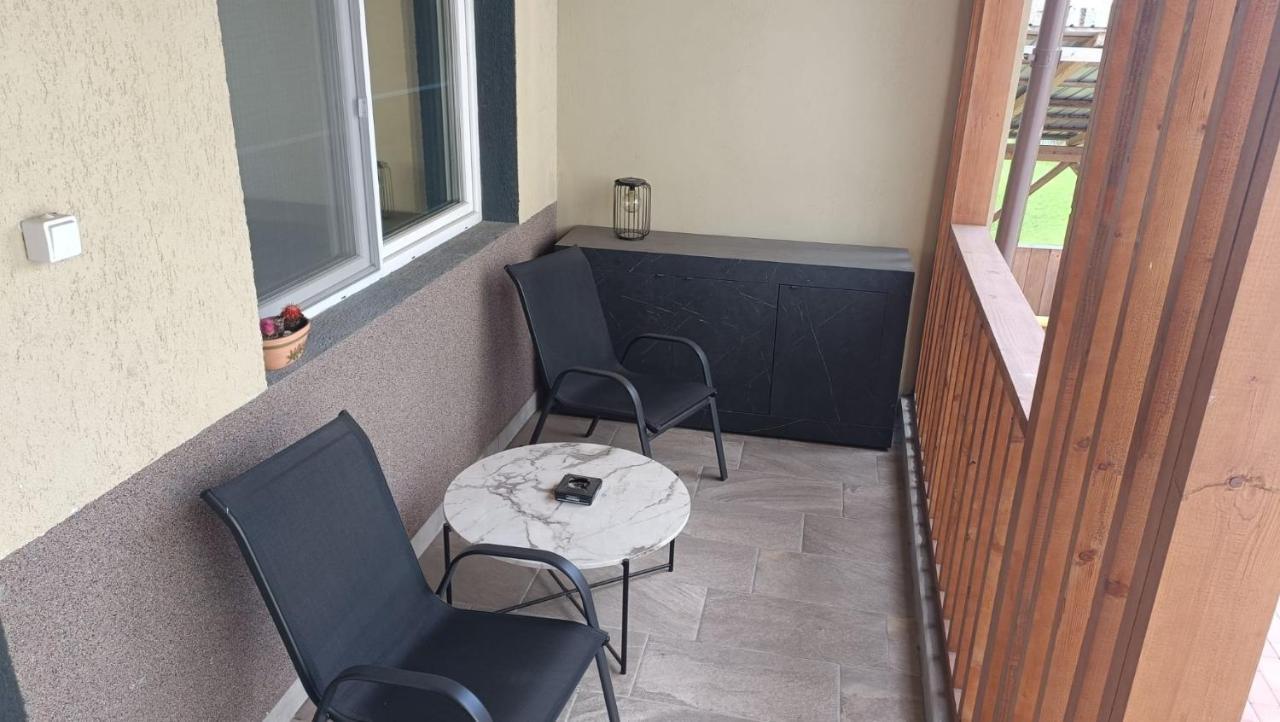New Apartment Apartament Modern Recent Construit Modern Ujepitesu Tarsashazi Lakresz Miercurea Ciuc Dış mekan fotoğraf