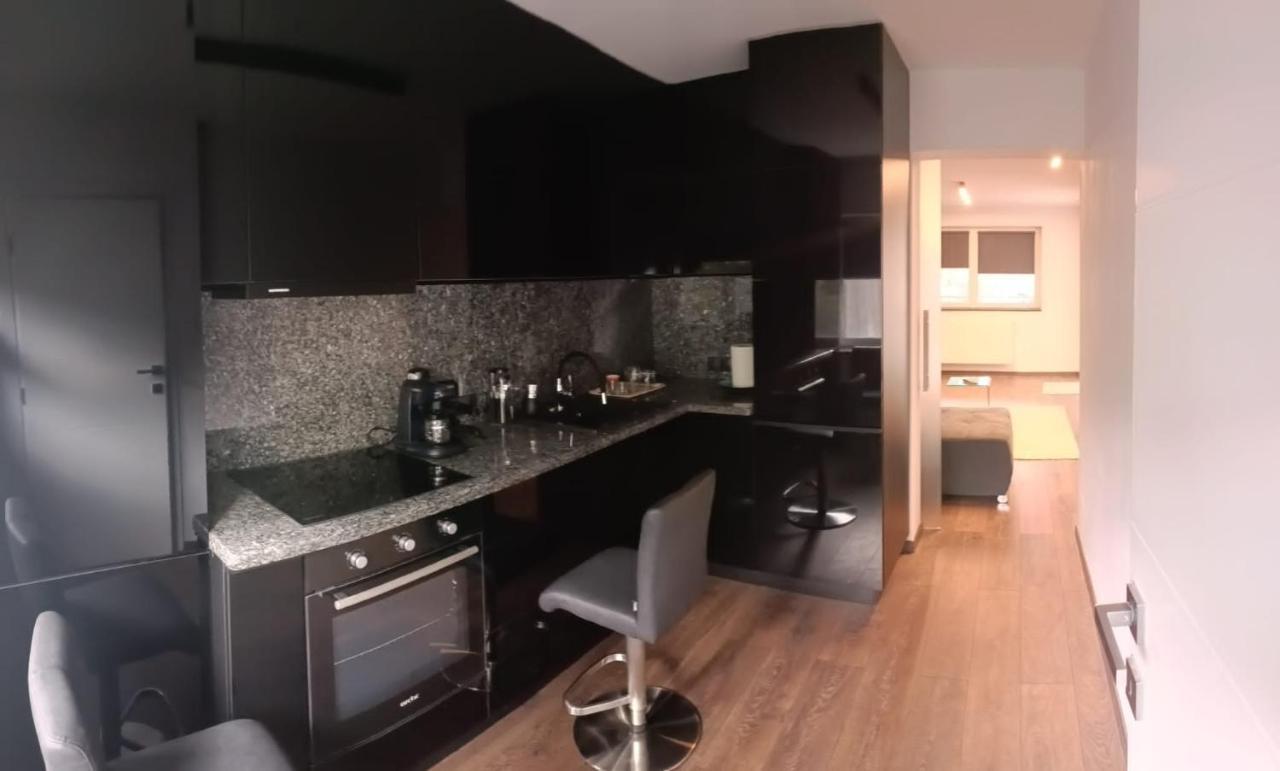 New Apartment Apartament Modern Recent Construit Modern Ujepitesu Tarsashazi Lakresz Miercurea Ciuc Dış mekan fotoğraf