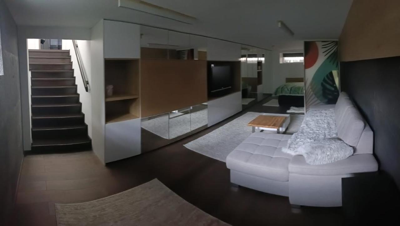 New Apartment Apartament Modern Recent Construit Modern Ujepitesu Tarsashazi Lakresz Miercurea Ciuc Dış mekan fotoğraf